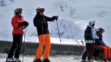 Top 12 Ski Resorts Near New York: winter recreation at altitude