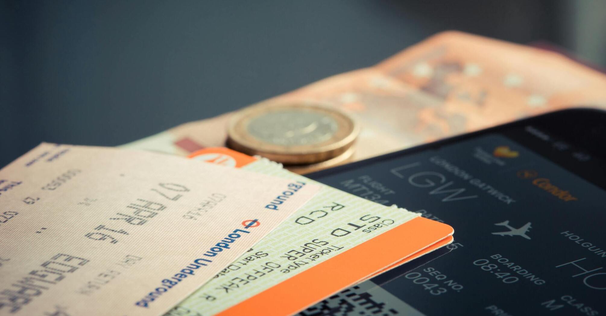 How to save on airfare: tips from an expert