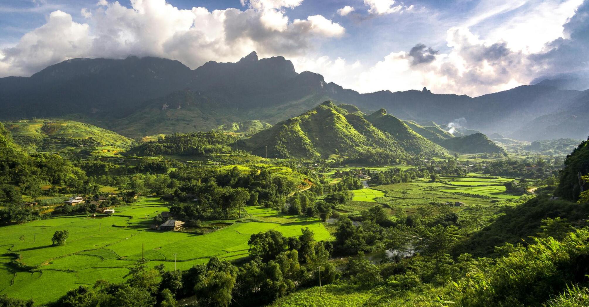 Lonely Planet has named Vietnam among the top 10 best travel