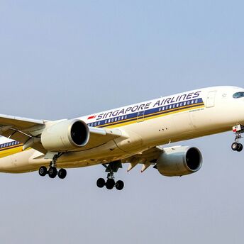 Singapore Airlines plane flying in the sky 