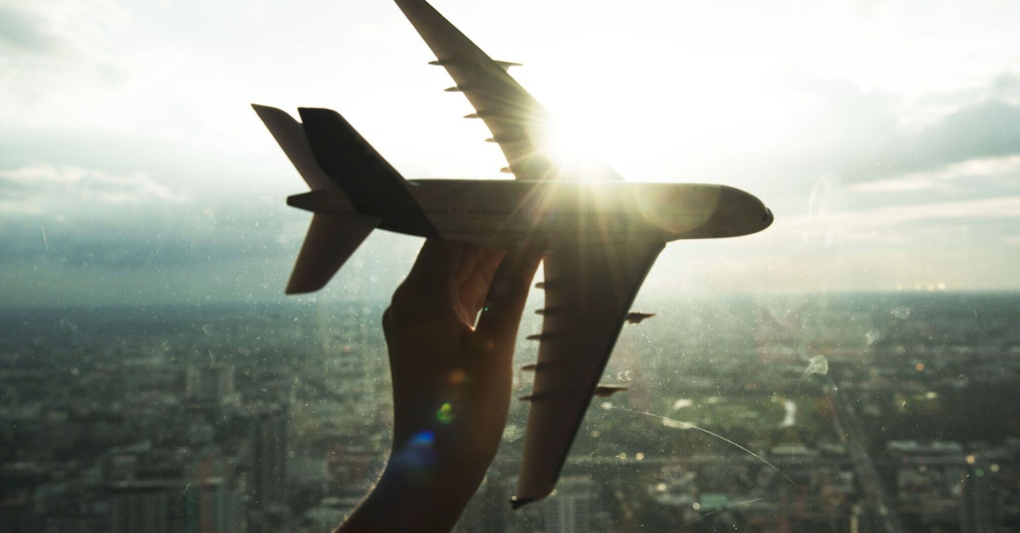 US predicts a decline in airfares in 2024