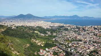 History, art, and the sea breeze: vacation in Naples