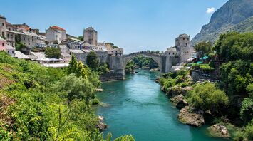 Don't open windows or ask about ethnicity: avoid these mistakes when traveling to Bosnia and Herzegovina