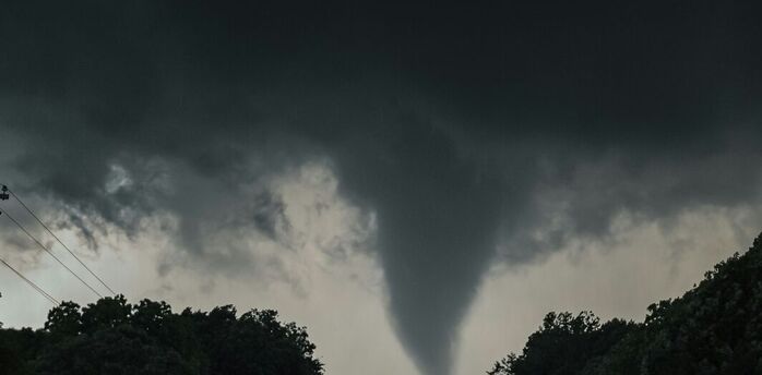 Tornado-like cloud scares New Zealanders: expert explains rare phenomenon
