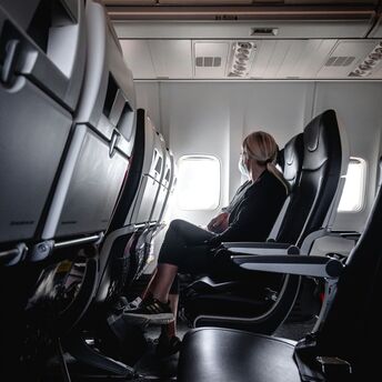 How to ask for an upgrade properly: Tips from flight attendants