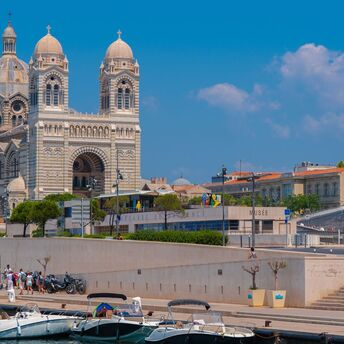 10 entertainment options in Marseille: How to spend great time on the Mediterranean coast of France