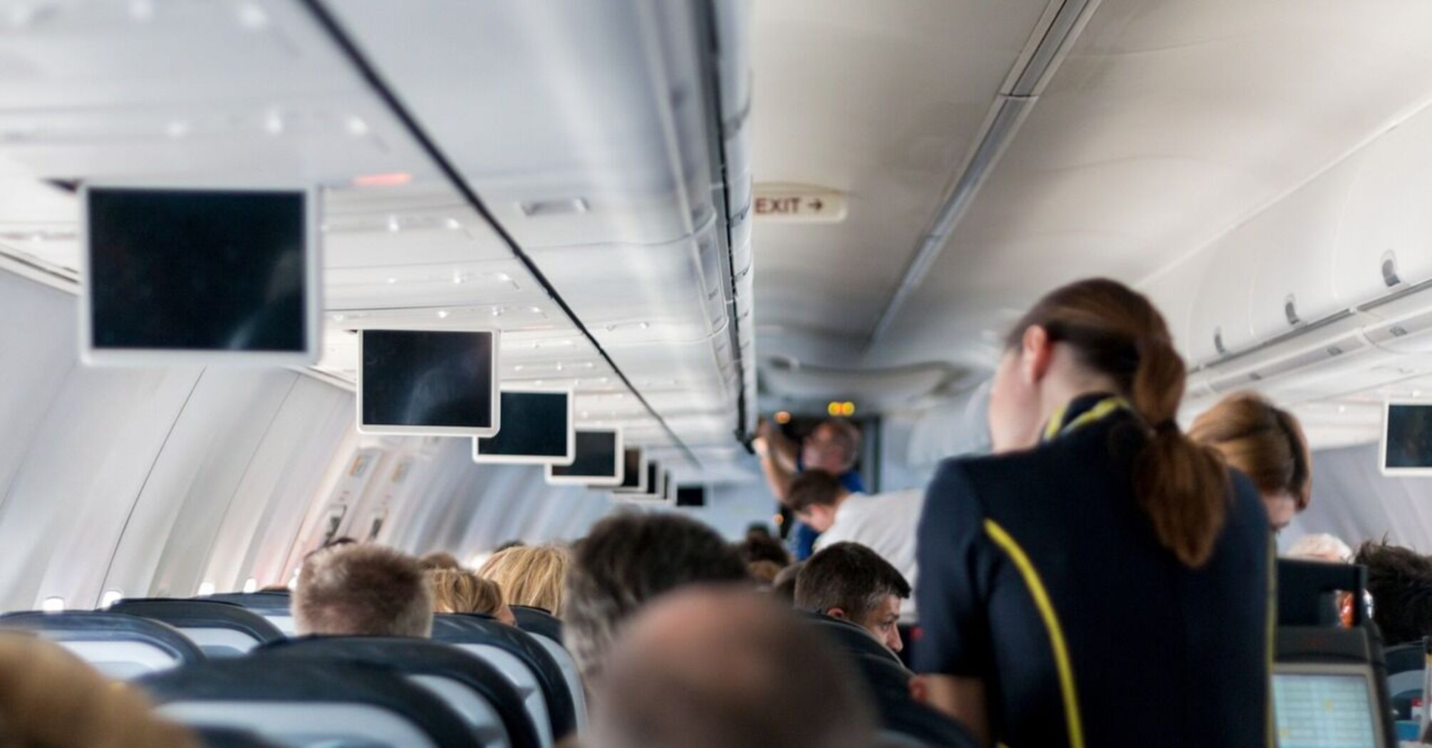 Flight attendants explain how passengers can get a free upgrade 