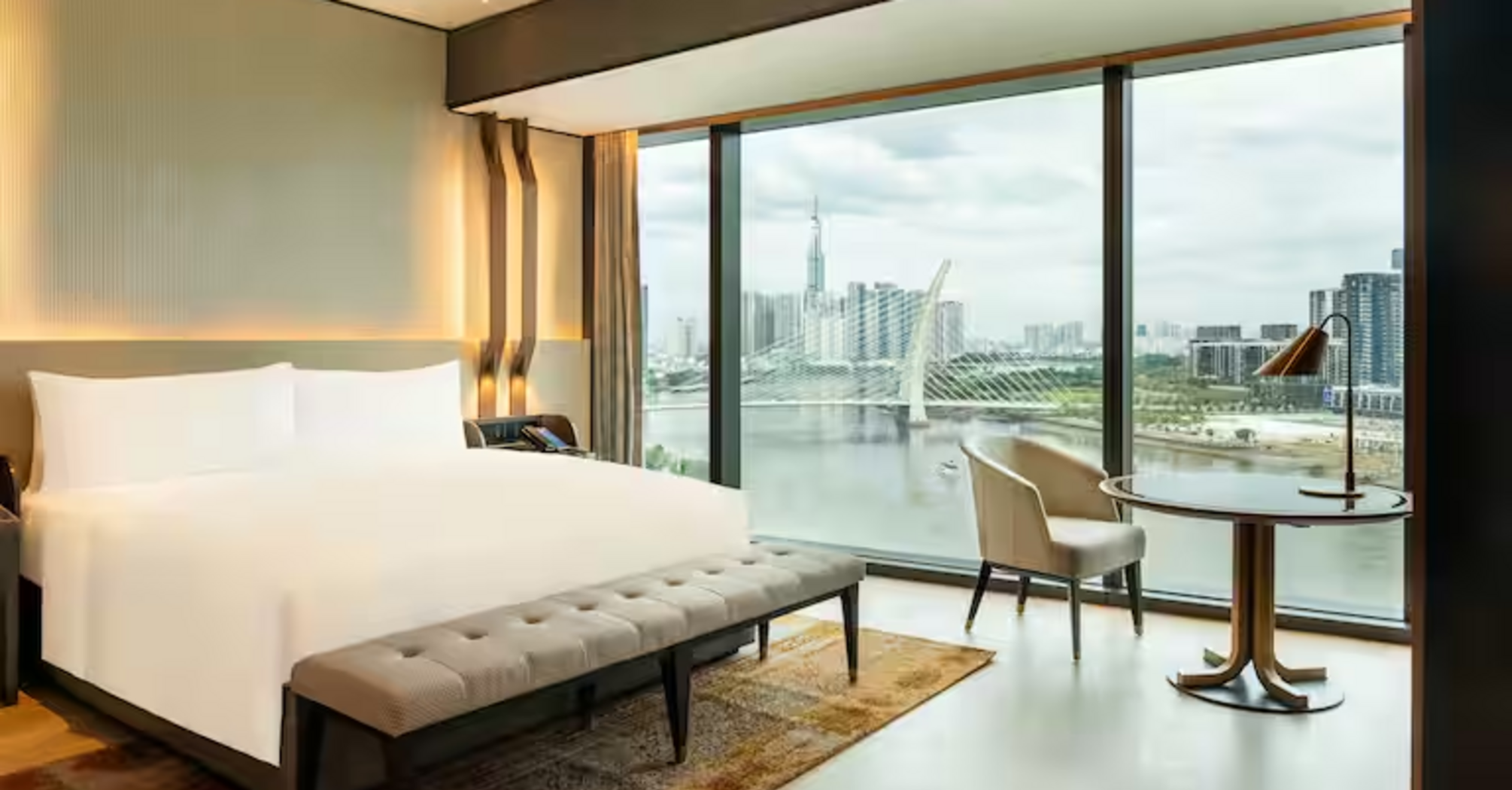 The best vacation in Vietnam starts with the Hilton Saigon hotel: what they offer to tourists