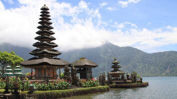 Tourist places in Indonesia worth visiting this March