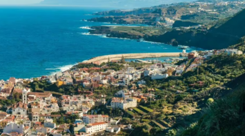 Luxury seaside hotel in Spain