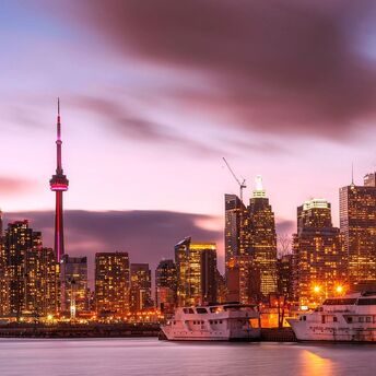 Top 11 Toronto hotels for relaxation and crazy experiences in Canada's metropolis