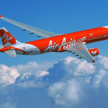 A direct flight may connect Budapest with Bangkok