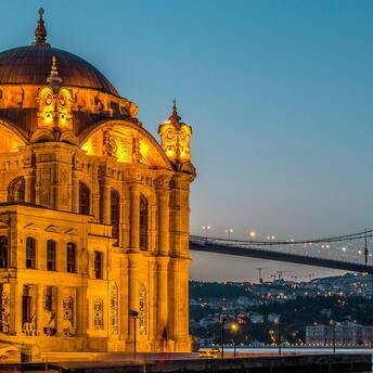 Weather in Istanbul in March 2024: a guide for travelers