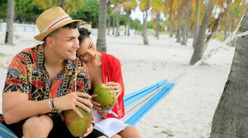 Golden sandy beaches and azure waters: meet sunny Cuba