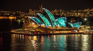 7 reasons to travel to Sydney in March: a guide for tourists