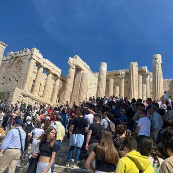 Under the Hellenic sun: the best luxury places for tourists in Greece