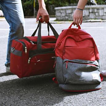 The right hand luggage size when flying: Requirements and restrictions of different airlines