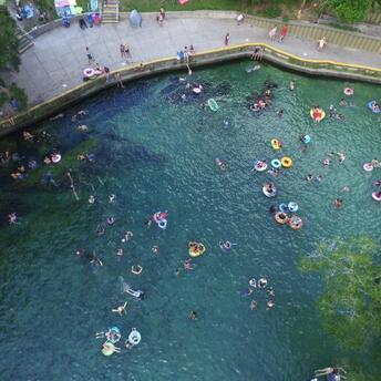 Top 12 best places to swim in Florida: from natural springs in the middle of the wilderness to a pool at a former quarry site