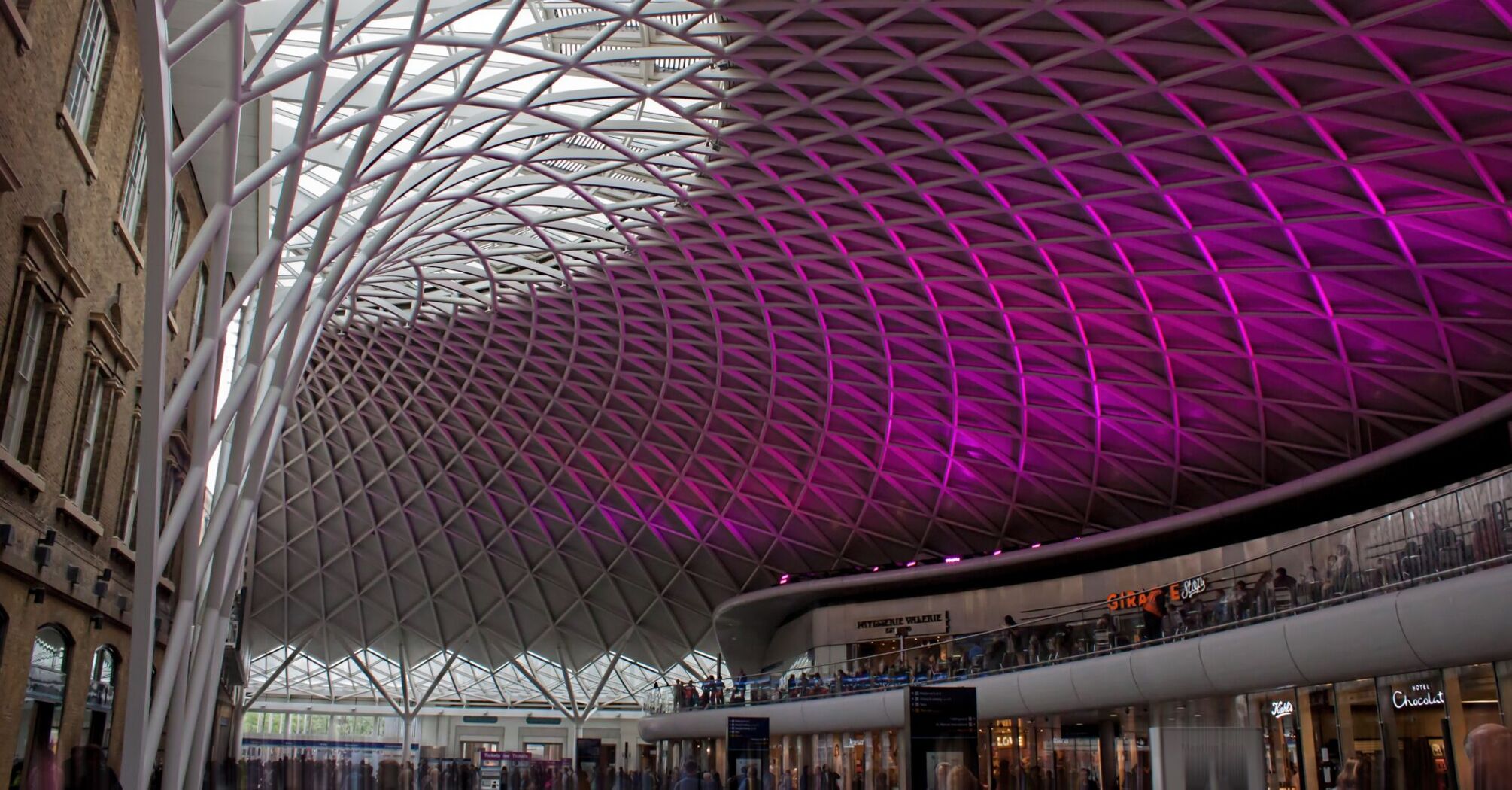 Secrets to being the first to board at King's Cross Station in London