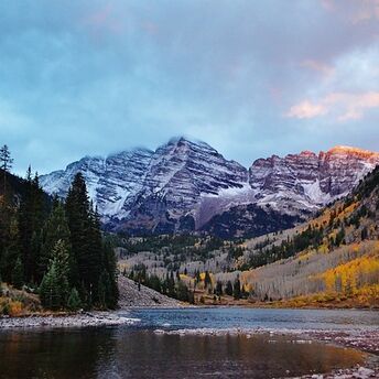 Biking trails, rafting and mountain scenery in Aspen
