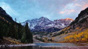 Biking trails, rafting and mountain scenery in Aspen
