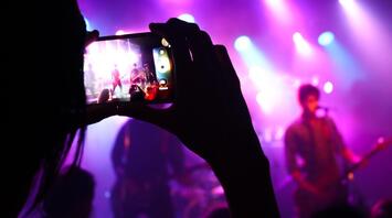 A concert filmed on a phone camera