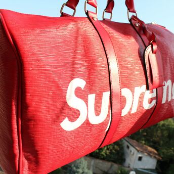Red supreme bag