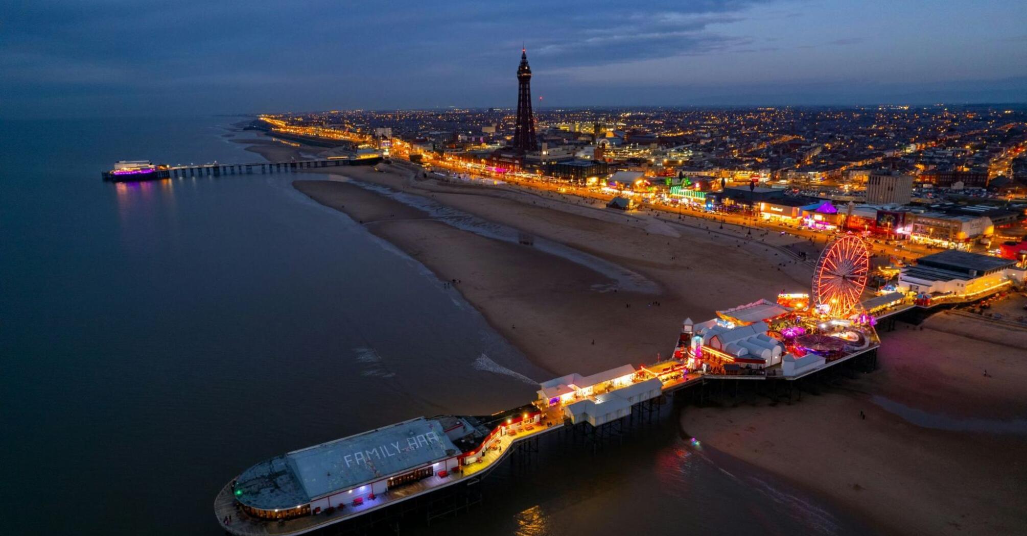 Debate Erupts Over Blackpool's Beach Reputation: Is It Really a 'Dump ...