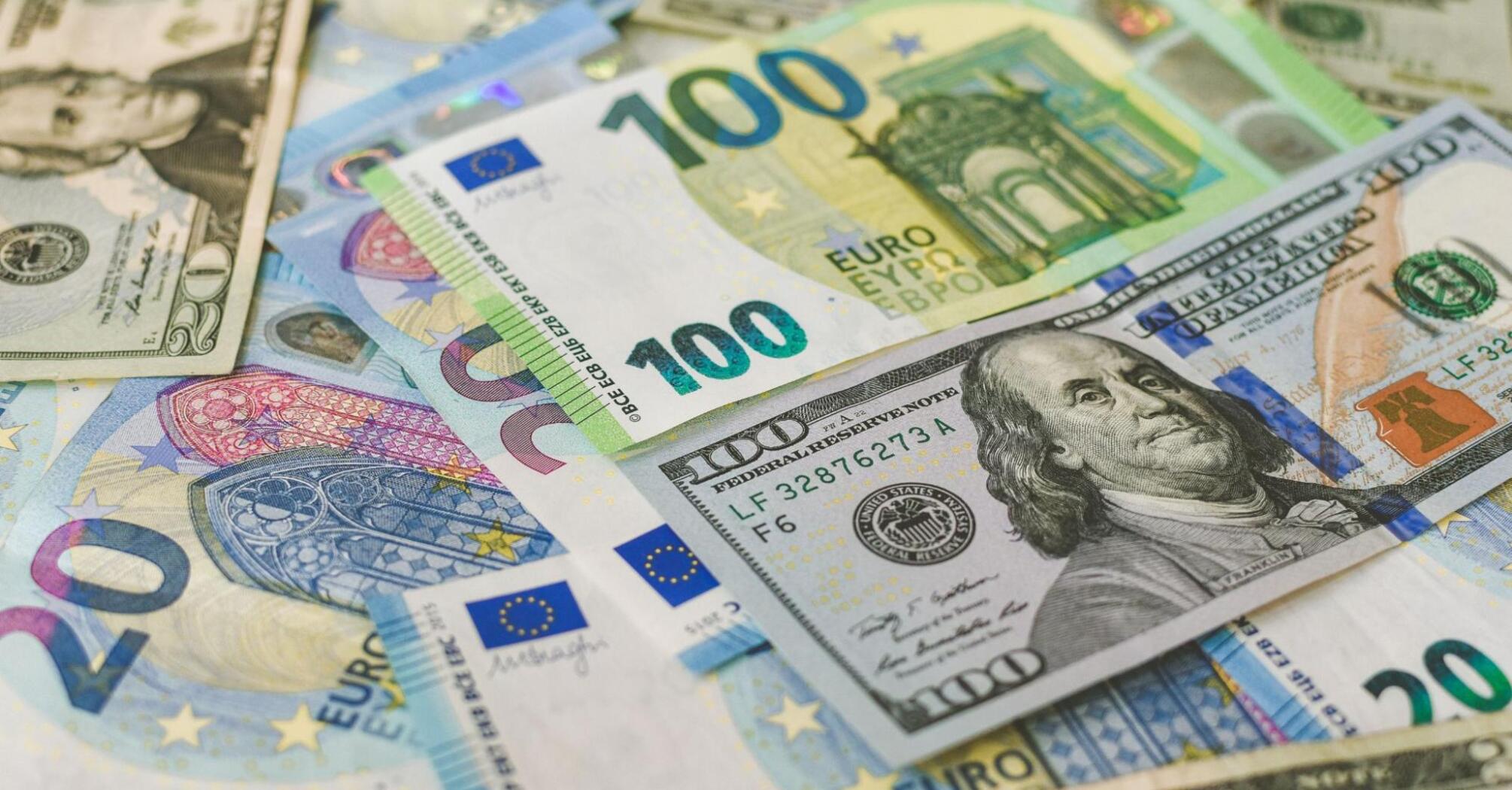 Euro and US dollar banknotes