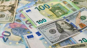 Euro and US dollar banknotes