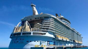 Cruise ship of Royal Caribbean