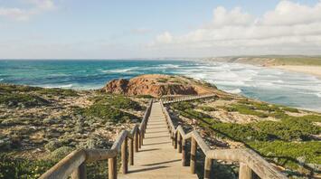 Picturesque trail on the ocean shore in Algarve, Portugal