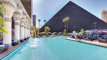 Top 9 cheap hotels in Las Vegas: from the iconic "pyramid" with amazing shows and casinos to tranquil lakeside oases with pools and spas