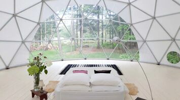 Top 10 Unique Airbnbs in the US: from a missile base bunker and a rainforest treehouse to a hobbit hole and a haunted castle