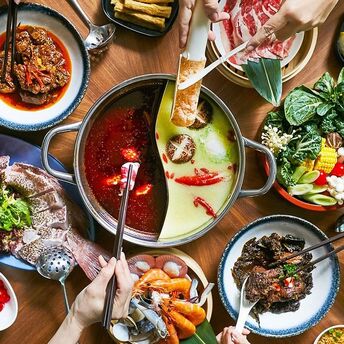 Top 9 hotels in Singapore serving halal buffets, from seafood and Indonesian dishes to tempting pastries and international cuisine