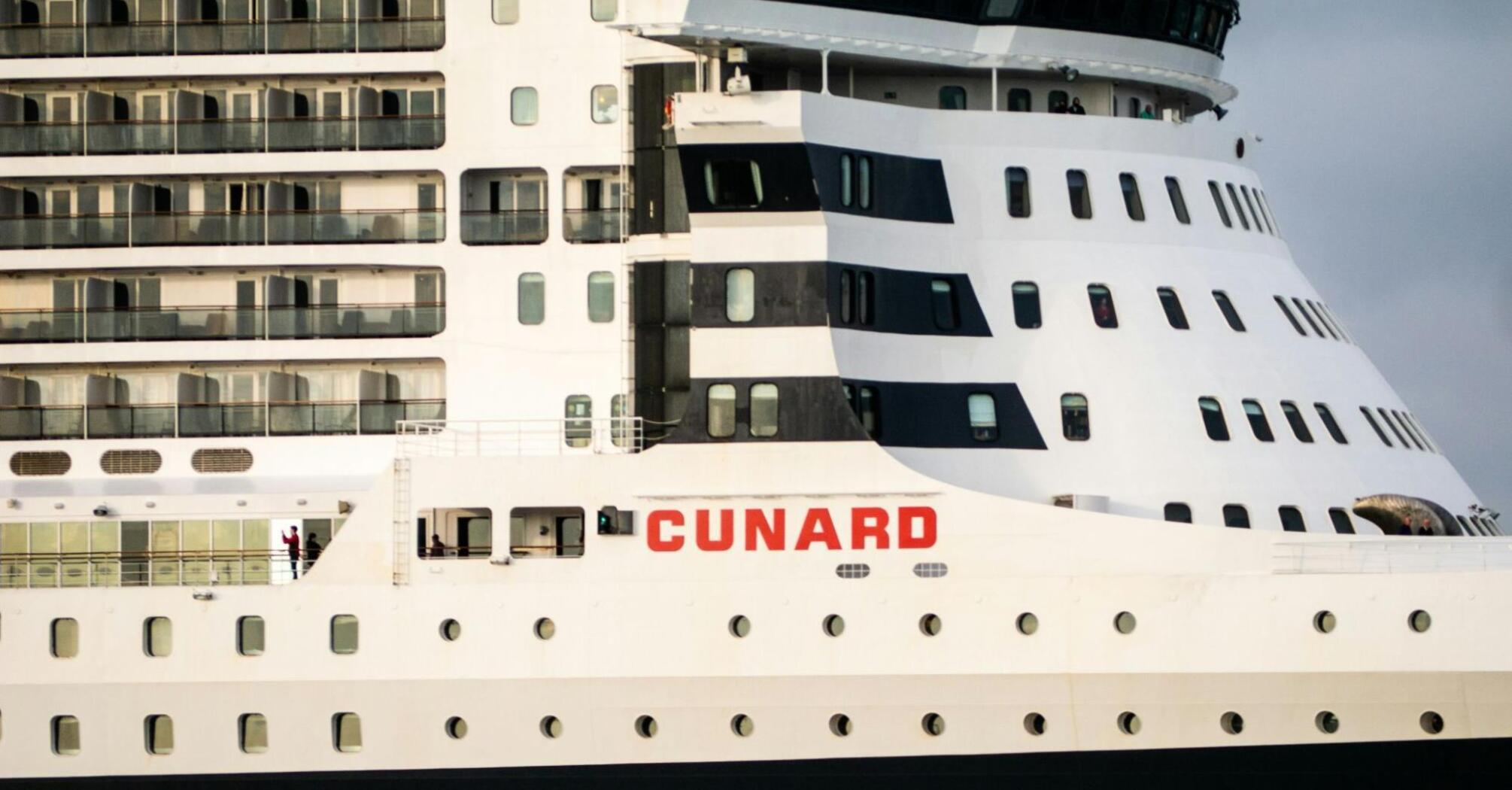 A cruise ship of Cunard