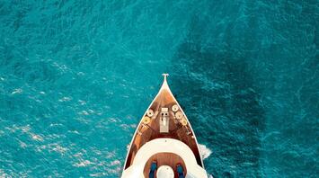 Lost in the blues: Birds eye View of the Boat in Maldives