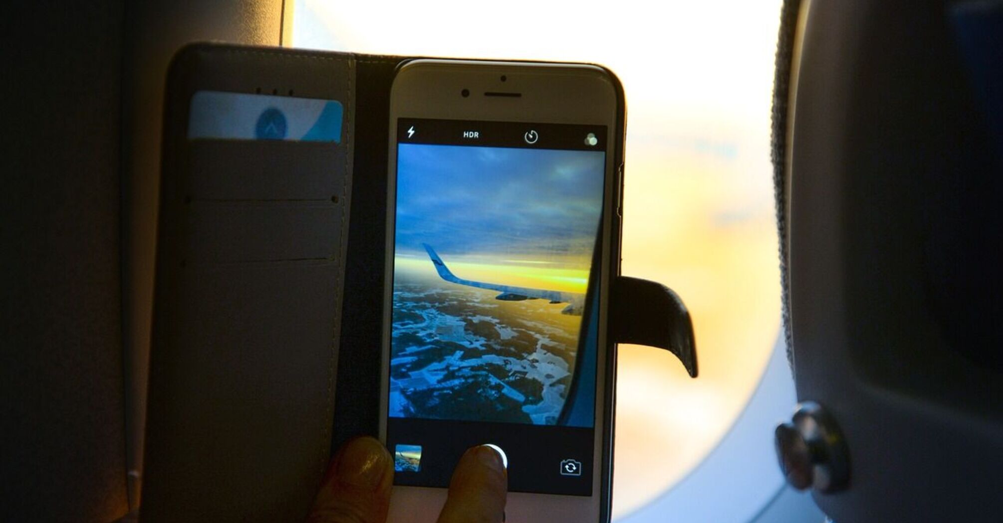 Can you use a cell phone on a plane: reasons for restrictions for cell phone owners and rules for a safe flight