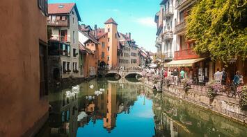 The river between the buildings in Annecy