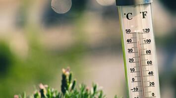 Thermometer shows temperature in Celsius and Fahrenheit