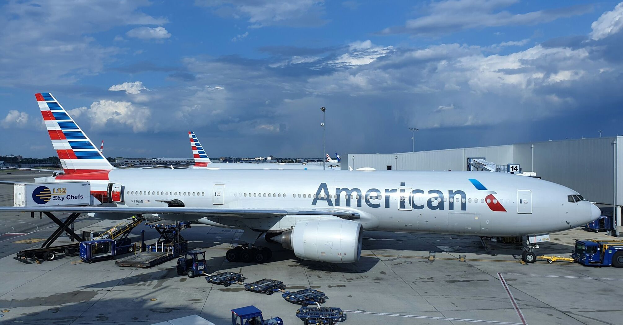 american airliners on airfield during day