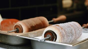 Hungarian street food sweets