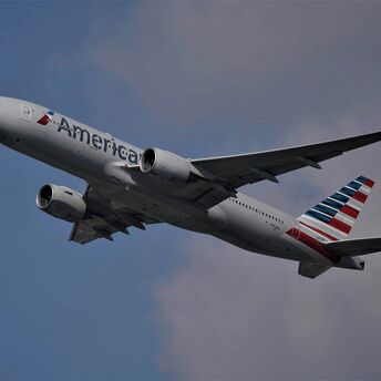 American Airlines Boeing 777 during takeoff in Frankfurt