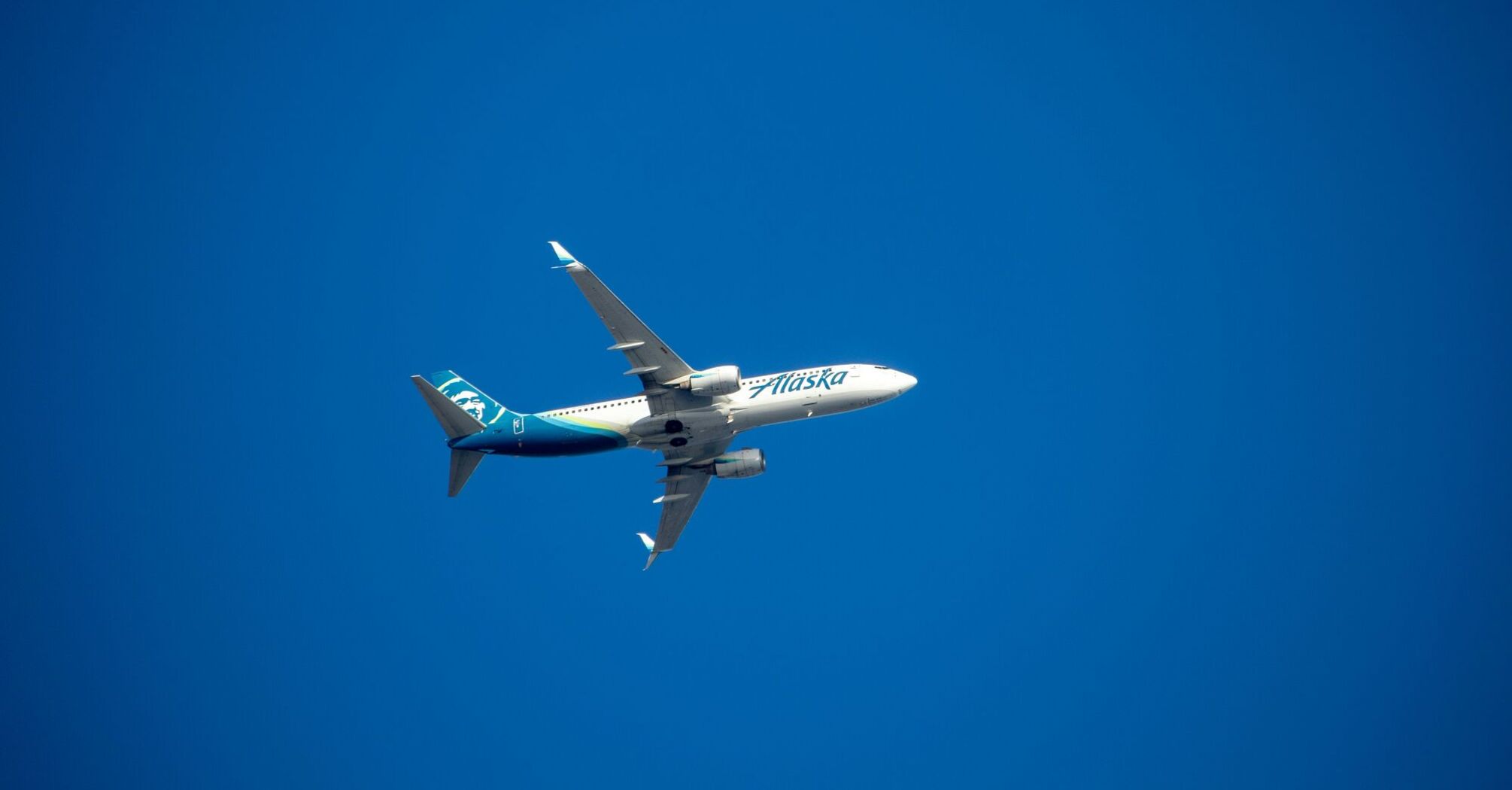 Takeoff of an Alaska Airline aircraft from John Wayne Airport, California