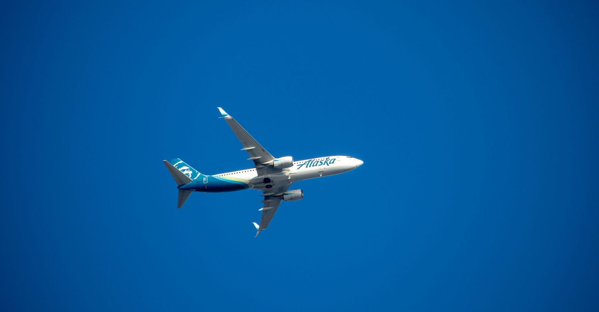 Takeoff of an Alaska Airline aircraft from John Wayne Airport, California