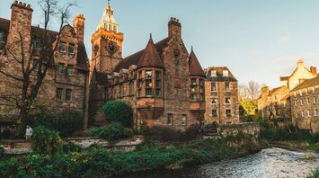 Edinburgh cityscape near the Royal Mile