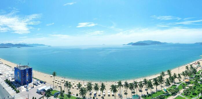 Nha Trang Beach and Tran Phu Street coastline.