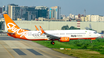 SkyUp Airlines aircraft landing at airport