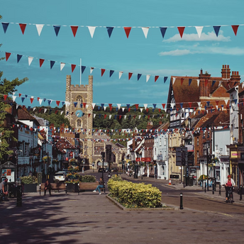 Henley-on-Thames street with bunting and church