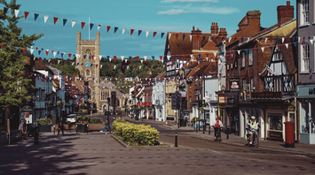 Henley-on-Thames street with bunting and church